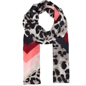 💎Vince Camuto Leopard & Stripe Scarf